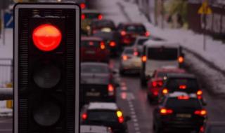 新版红绿灯惹众怒 新版红绿灯惹众怒